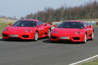  Lo último en lujo y velocidad 